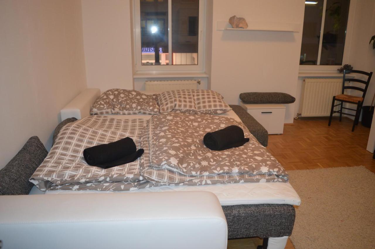Nette Altbauwohnung Nur 10 Min Von Der City Viyana Dış mekan fotoğraf